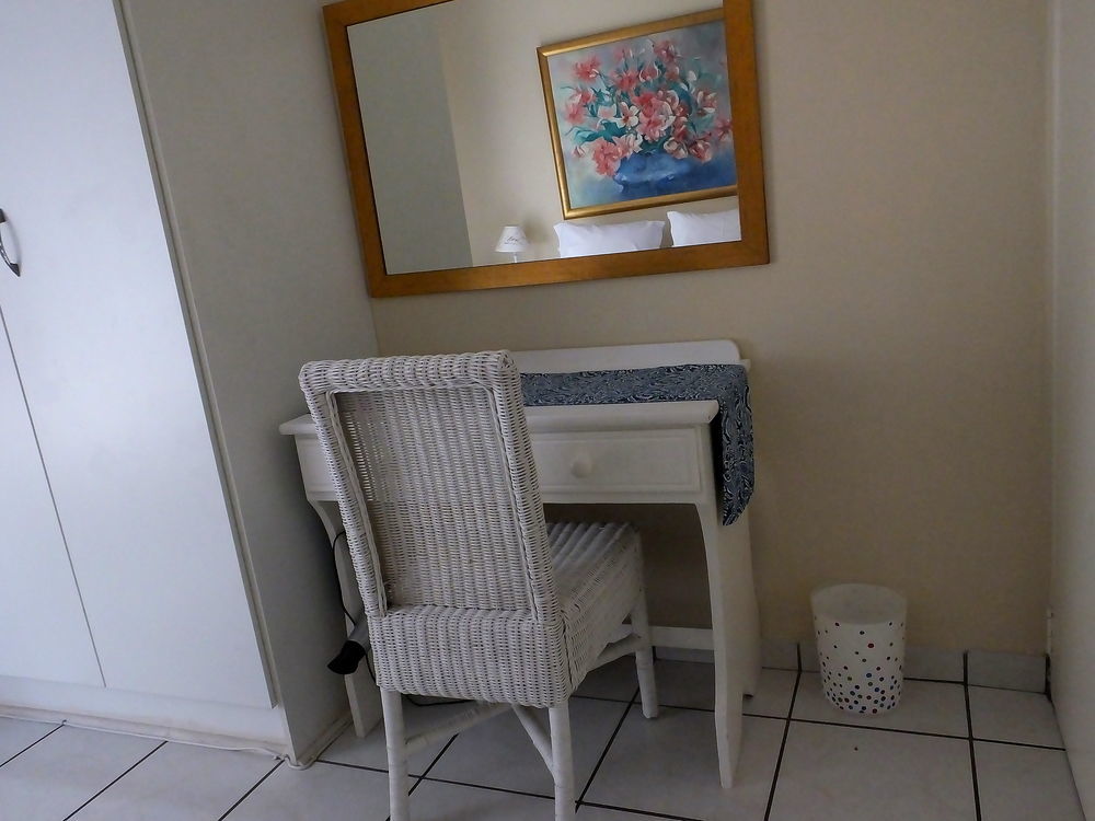 Sunshine Self Catering Apartment Mbombela Exterior foto